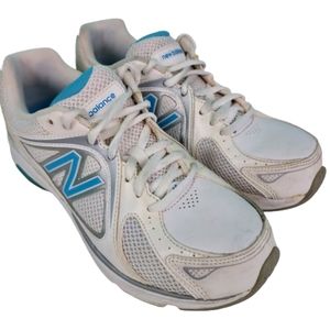 New Balance walking shoes, women's 6.5, white